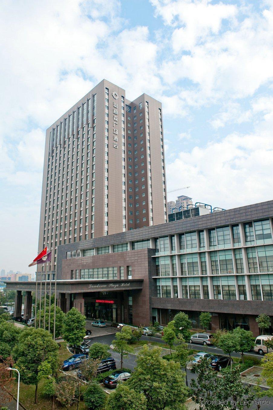 Landison Plaza Hotel Wuxi Wuxi  Exterior photo